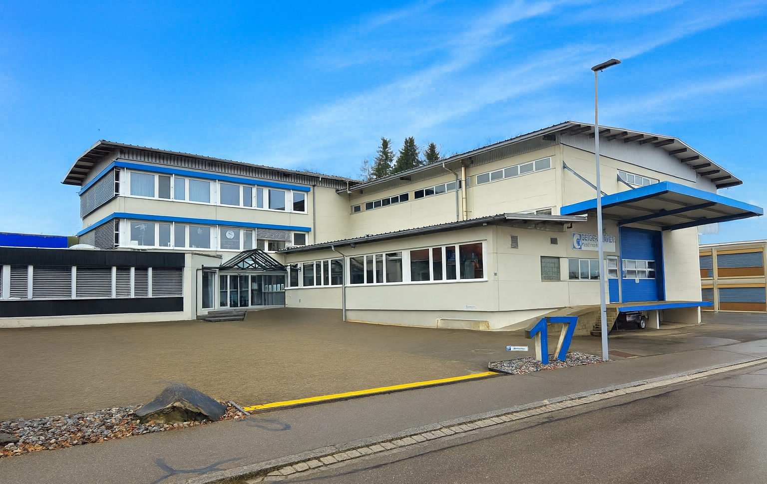 CNC-Fertigung bei Geiger + Kamer AG in Mönchaltorf